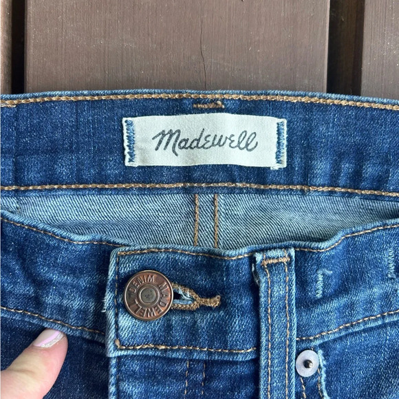 Madewell 9" High-Rise Skinny Jeans Distressed-Hem Edition Size 26 - Picture 4 of 4